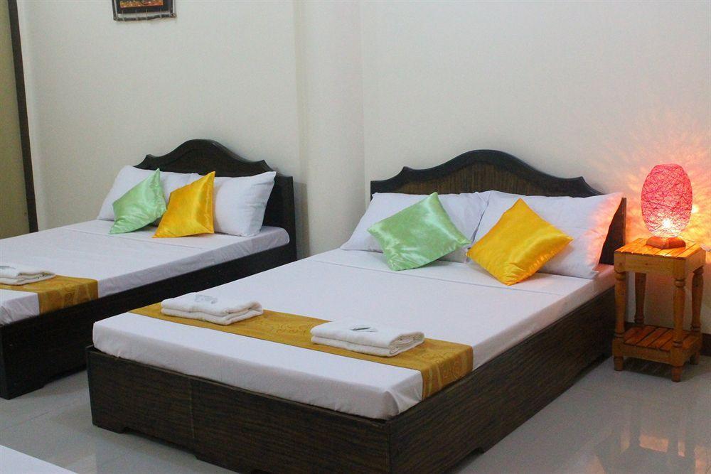 Amerson Pension Place Puerto Princesa Exterior photo