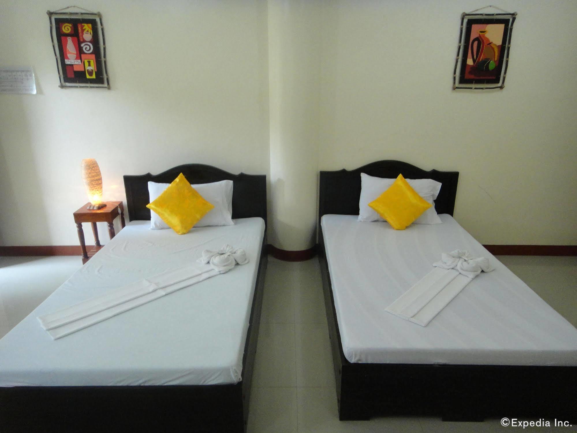Amerson Pension Place Puerto Princesa Exterior photo