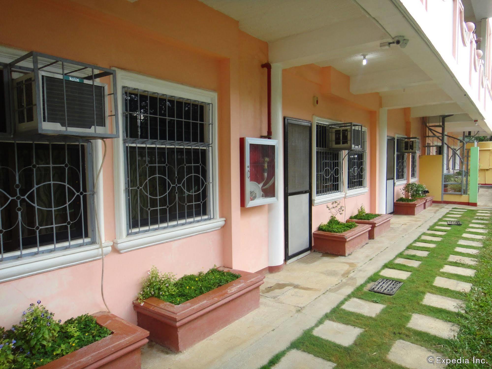 Amerson Pension Place Puerto Princesa Exterior photo